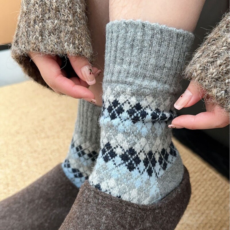 Winter Mixed-Color Plaid Thick Warm Wool Socks for Women, Nordic Fair Isle Style, Vintage Slouch Socks