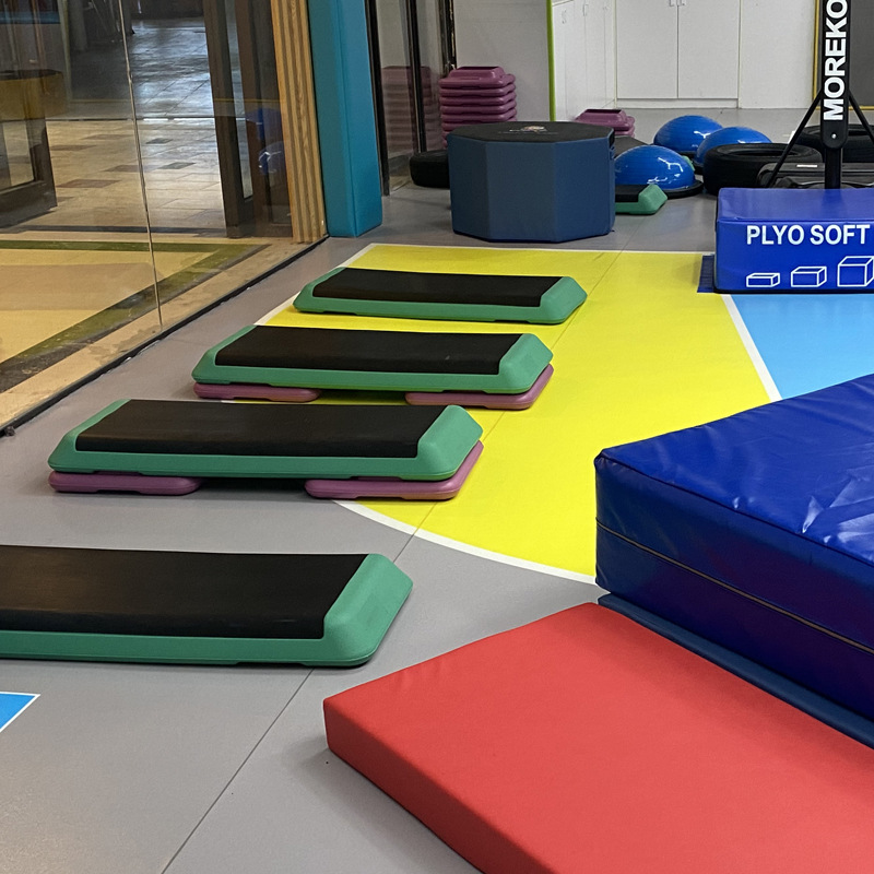 Trampolín para niños equipo de entrenamiento sensorial de alta altura tabla deportiva pedal gimnasio de salto indoor juguete de salto alto