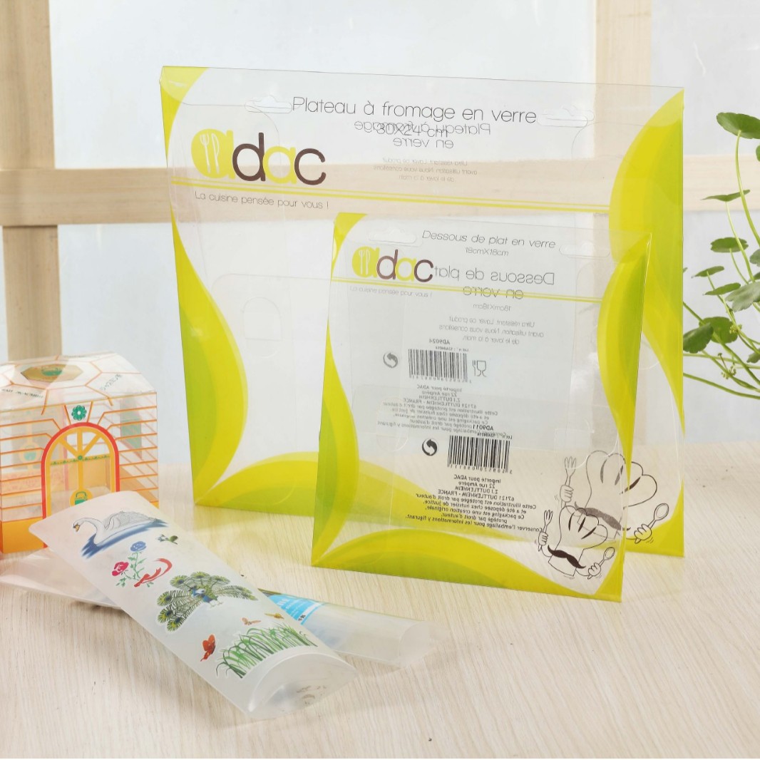 阿里巴巴优质厂家可按要求生产透明pvc材料的彩色印刷塑料盒