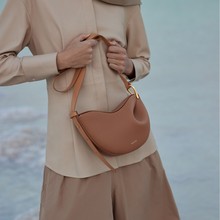 Tonca�㶹��Polenoparis��֦ţƤ�μ��2025�¿�б��r��Ů��б��