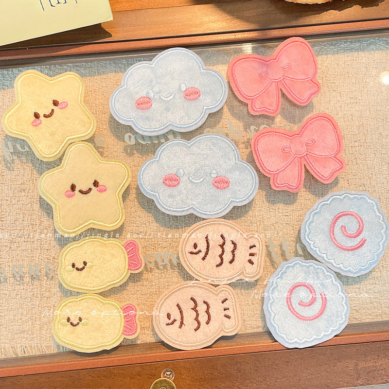 Cute cartoon fish hair sticker for baby girls, magic sticker for tidying up stray hair, children's forehead bangs sticker hair accessory
