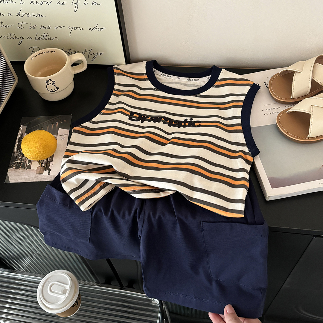 2026 chaleco de niños de algodón vestido de verano a rayas pantalones cortos antibacterianos de moda sueltos ropa infantil A