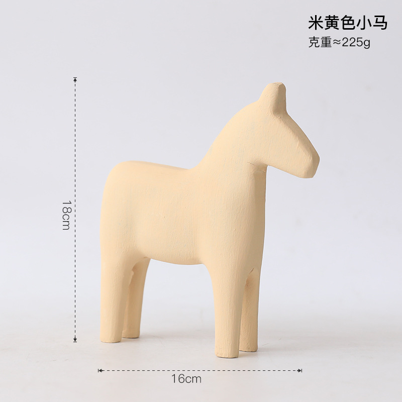 現代のシンプルなモランディ色の創意達拉木の木馬の置物の家庭の装飾品の客間のテレビの戸棚のお茶の数々の装飾|undefined