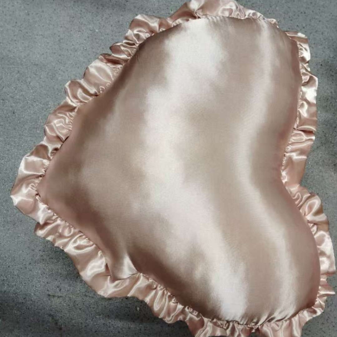 Nordic Love Pillow Light Luxury