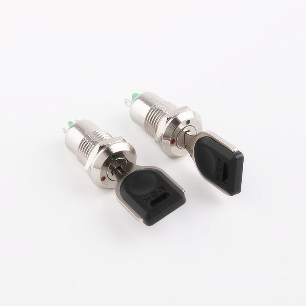 Electronic rotating switch key with key