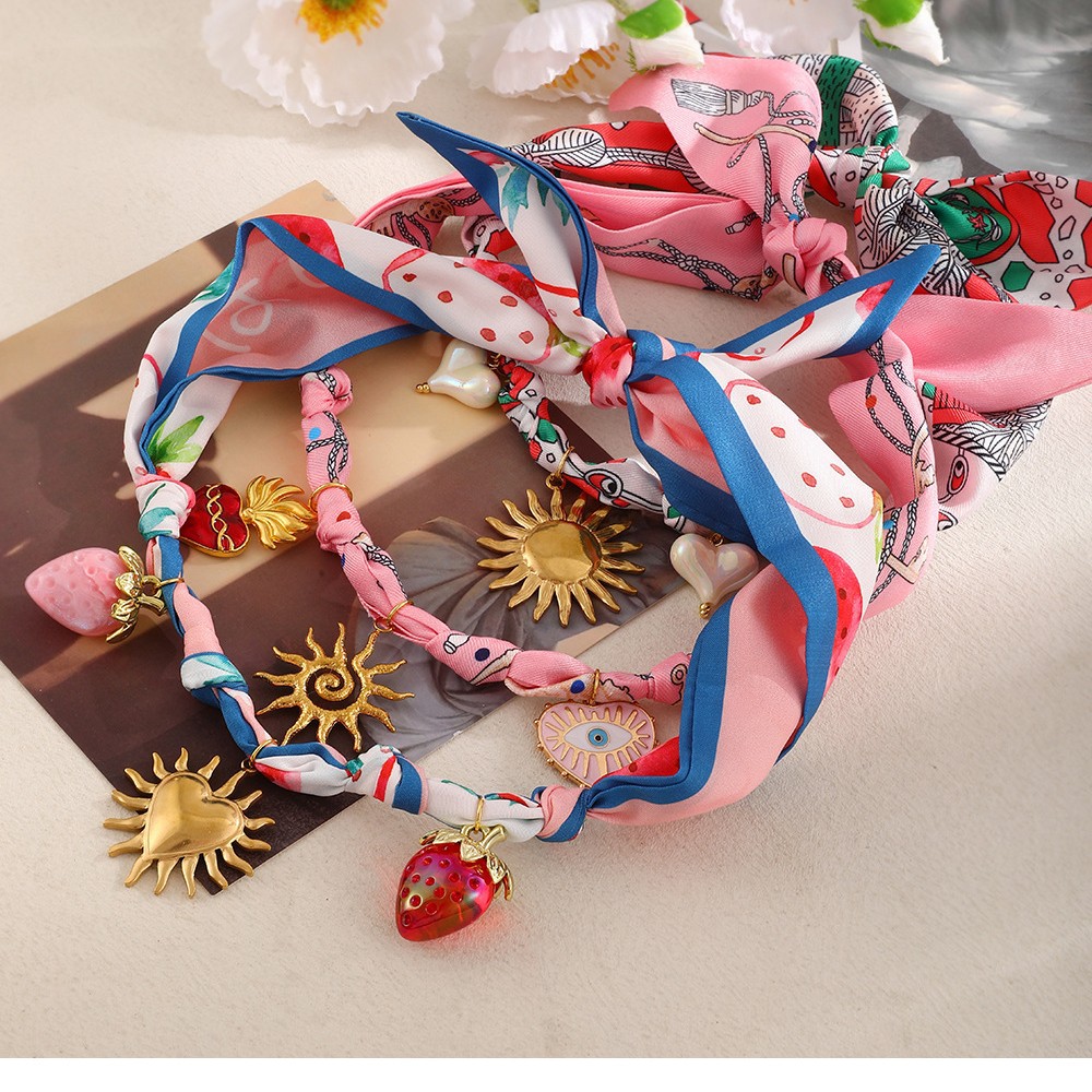 Collana in acciaio al titanio da donna accessori moda autunno_voghion.com