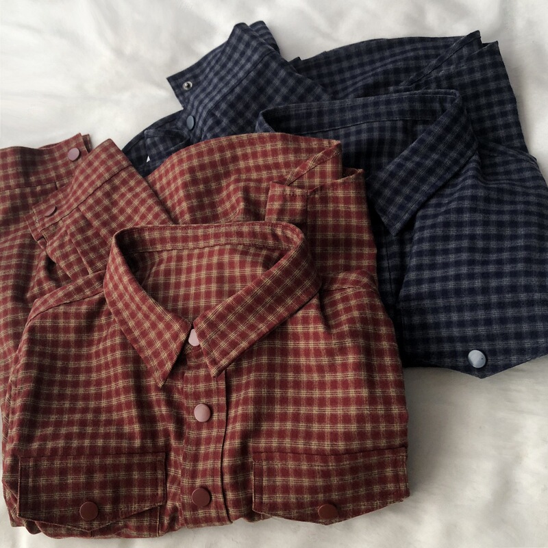 Miss Gray New Spring Brushed Short Shirt with Vintage Shoulder Pocket Design, Small Checkered Youthful Polo Collar Shirt