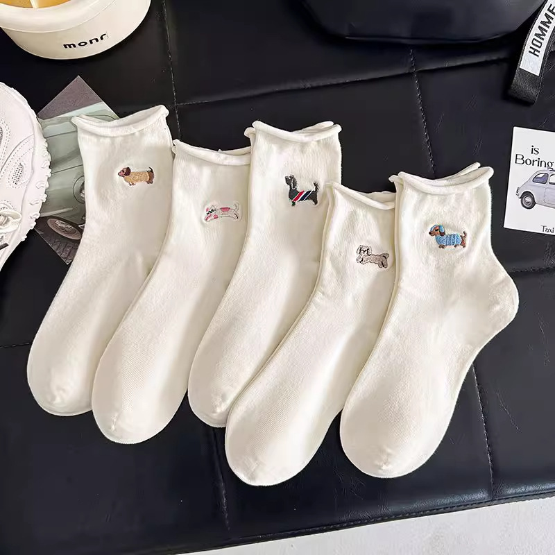 Women's Socks Spring and Autumn Solid Color Mid-Calf Socks 2025 New Popular Dachshund White Odor-Resistant Short Socks Autumn Thin Style