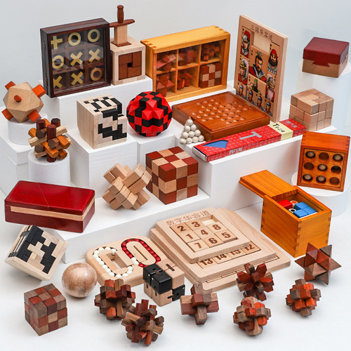 Children's puzzle intelligence unlocking toy wooden Rubik's cube plane ball maze game Kongming lock Luban lock wholesale