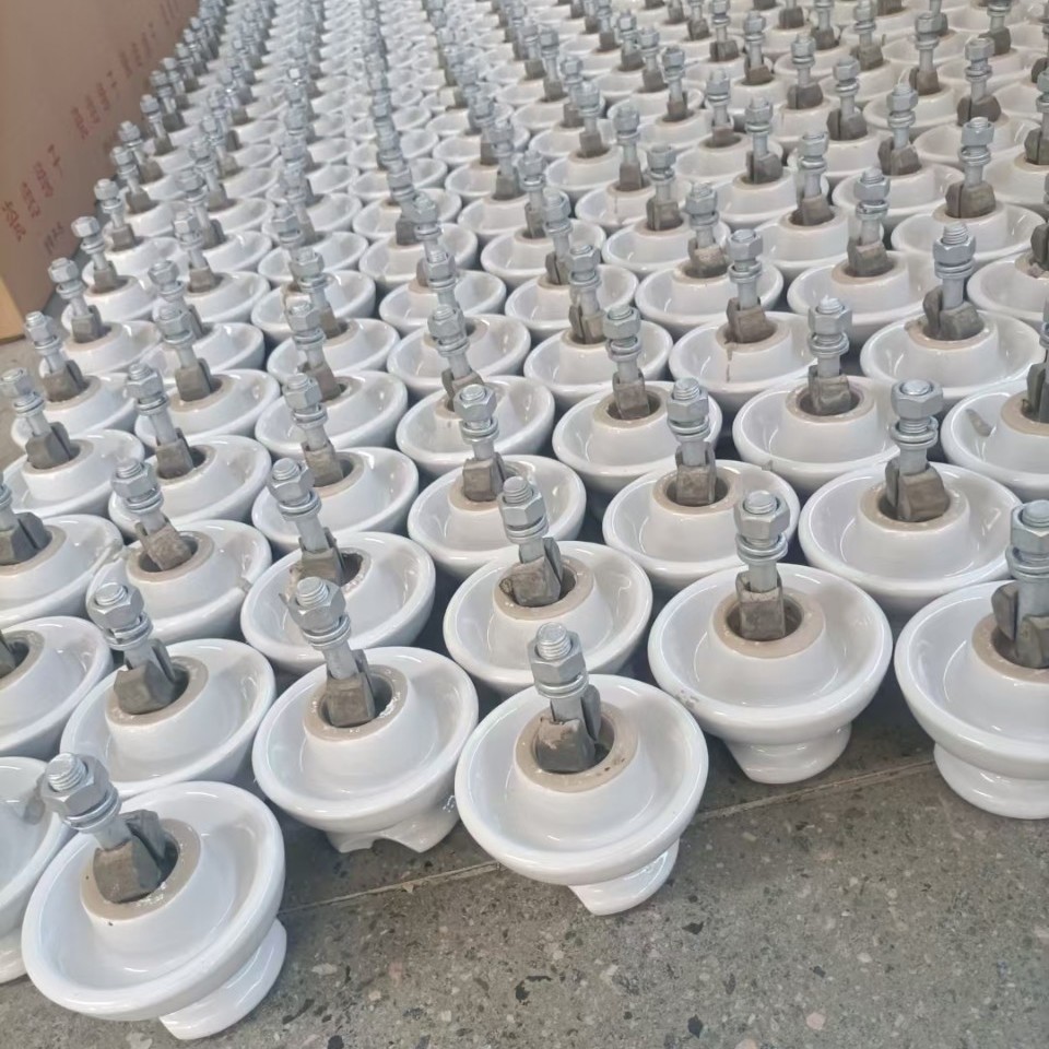 陶瓷针式绝缘子 P-6T P-10T p-15T p-20T p-20M高压