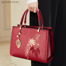 真皮包包妈妈款高级感婚包中年手提斜挎结婚红色刺绣喜婆婆婚宴包