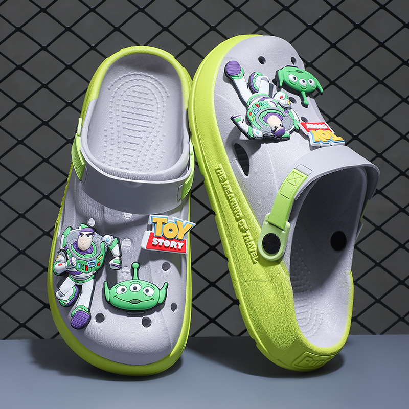 Eva hueco hueco zapatos para hombres cruzados verano 2025 nuevas zapatillas de playa antideslizantes de fondo grueso al aire libre verano