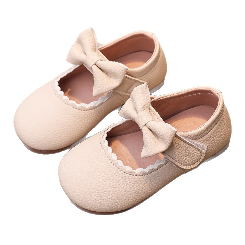 Zapatos de cuero para niñas 2025 verano nuevo estilo con lazo de suela suave zapatos de princesa para niños Velcro zapatos de bebé para niños pequeños y medianos image 6