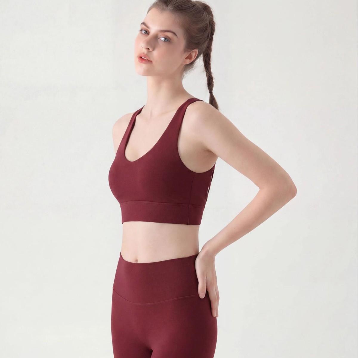 Nude tight yoga vest European and American cross-border no embarrassment line high waist hip lifting big red sports fitness pants suit