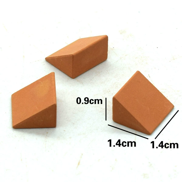 1 red triangle brick