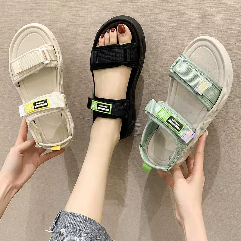 2023 новые сандалии, женская летняя модная верхняя одежда в Корейском стиле, пляжная обувь, Студенческая универсальная женская обувь на липучке на толстой подошве