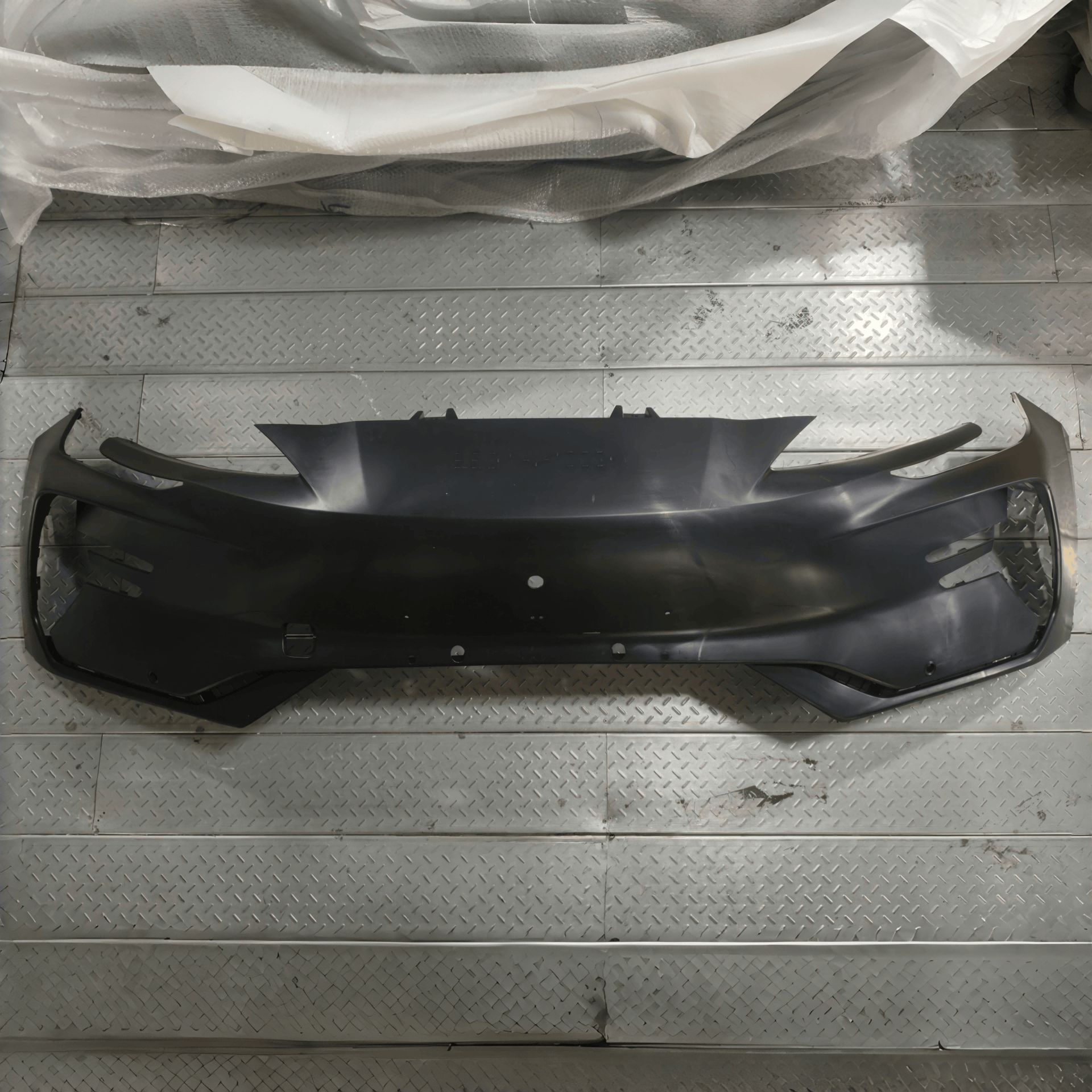 Byd Song Plus Seal U 14728176-00 Front Bumper Upper Body Sa3Ef-280311