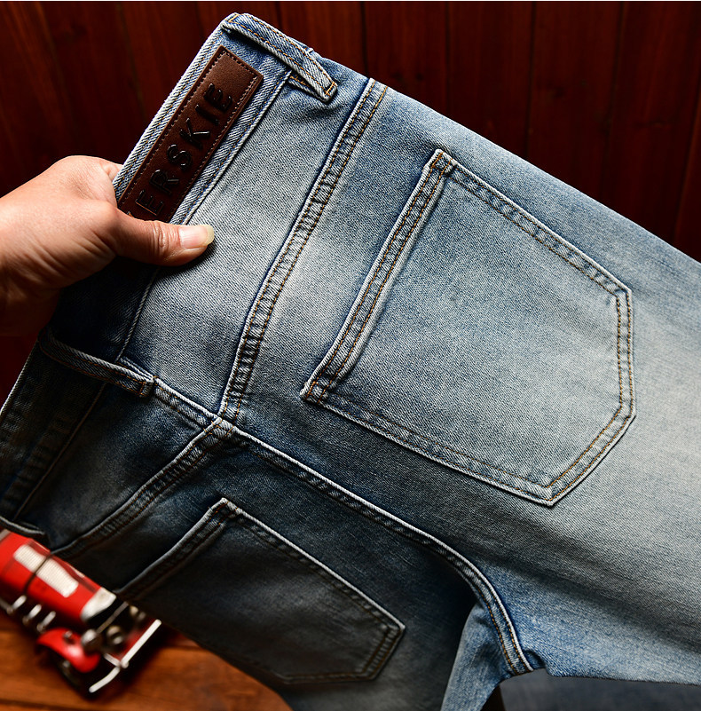 Jeans uomo slim fit gamba dritta stretch con strass alla moda_voghion.com