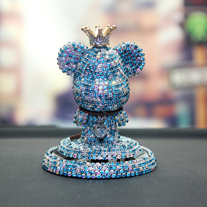 Nuevos productos montados en automóviles violentos osos instrumentos interiores consola central decoración de automóviles decoración de diamantes de agua para hombres y mujeres