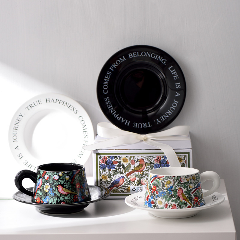 Designed Gift Box Set in Oil Painting Style with Hand-Painted Flowers and Birds, Morris Coffee Cup and Saucer, Souvenir Gift Ceramic Cup and Saucer Designed Gift Box Set in Oil Painting Style with Hand-Painted Flowers and Birds, Morris Coffee Cup and Saucer, Souvenir Gift Ceramic Cup and Saucer