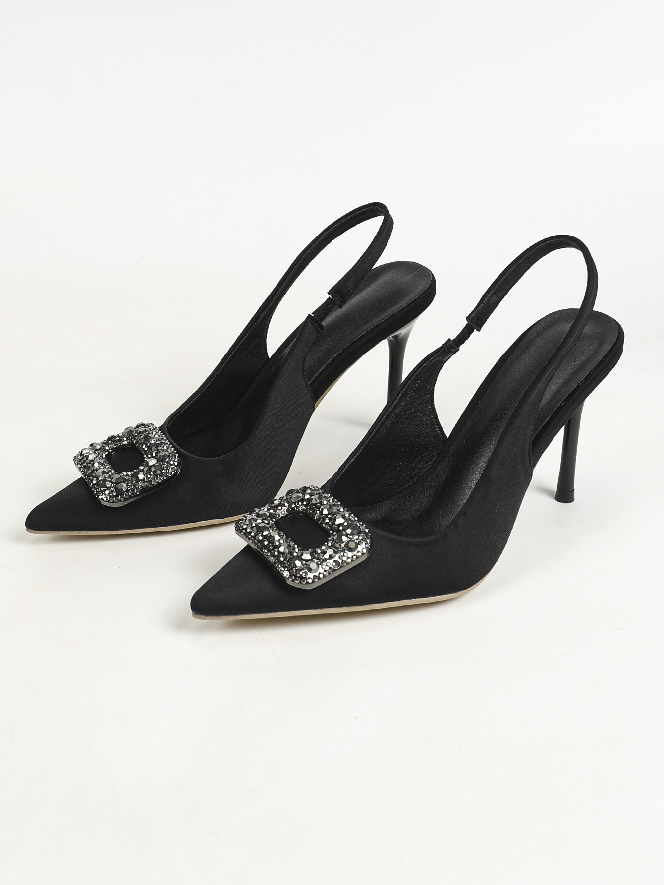 2024 Spring/Summer European and American Style Pointed Square Water Diamond Buckle Shallow Mouth Banquet Versatile One line Strap Back Empty Women's Sandals