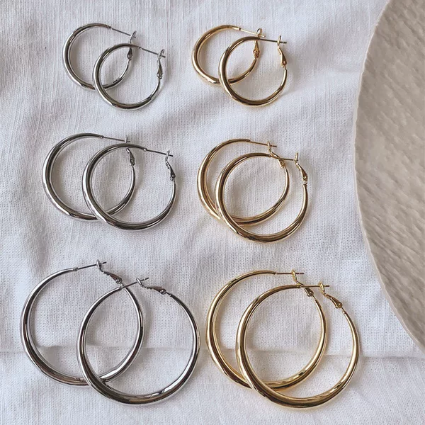 Classic Simple Thick Large Hoop Holiday Style Earrings Retro Commuter Earrings Thick Earrings Versatile Earrings
