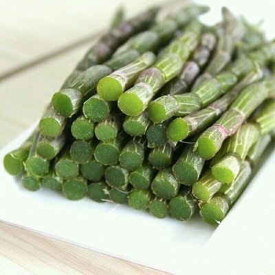 Fresh Huoshan Tie Pi Shi Hu Dendrobium Stems 5-Year Fresh Harvest for Juice Soup Wine key features