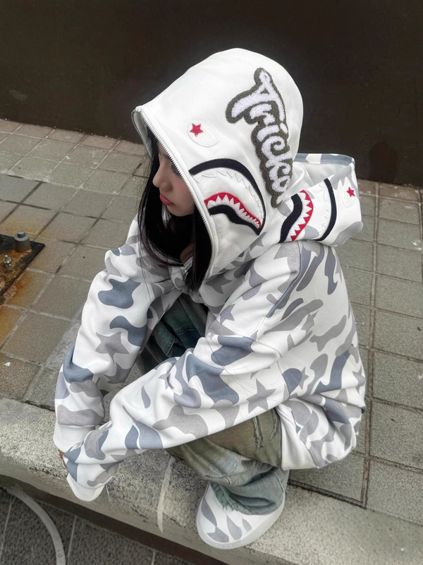 华棉复合双帽迷彩连帽卫衣男女情侣原创鲨鱼头毛巾绣拉链开衫外套|undefined
