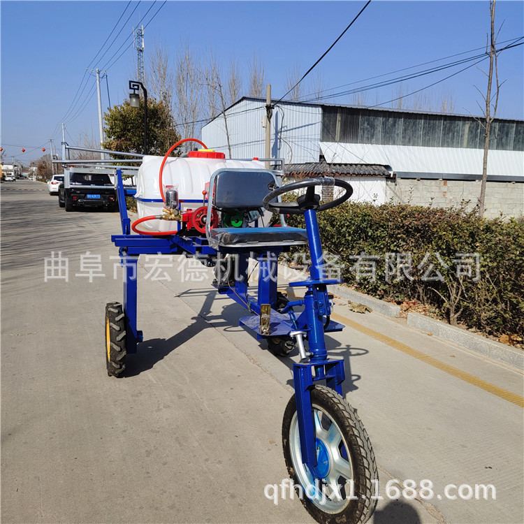 小型自走式打药机 座驾式四轮打药机 8米宽喷幅轮距可调打药机