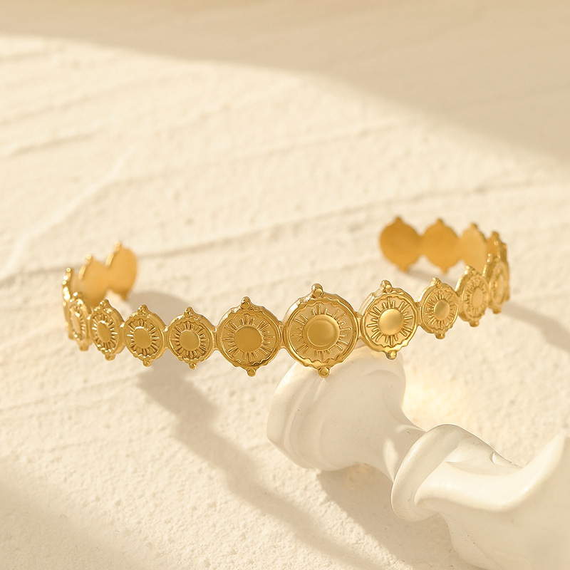 C- shaped stainless steel bracelet women's European and American 14K gold retro temperament Joker metal round stitching bracelet jewelry wholesale