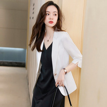 白色小西装外套女夏季新款韩版职业装中袖缎面西服配连衣裙两件套