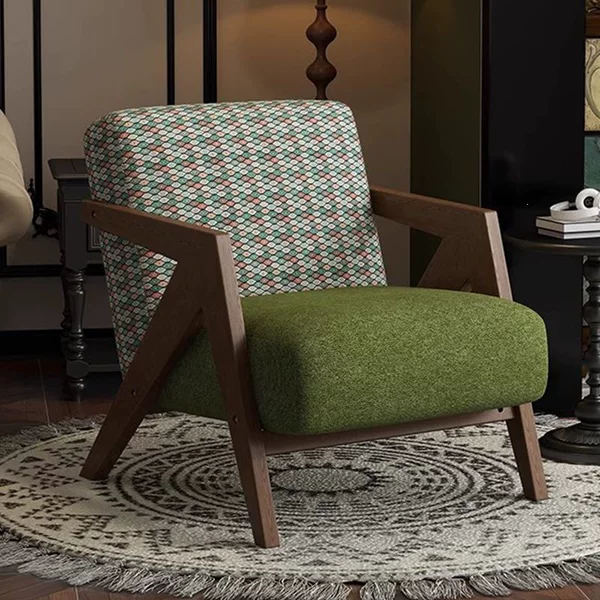 French vintage-style Richard chair, solid wood single sofa chair, living room balcony lazy recliner, designer leisure chair