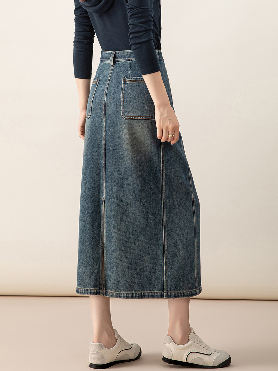 Váy denim chữ A lưng cao cổ điển xẻ tà dài vừa phải — màu xanh