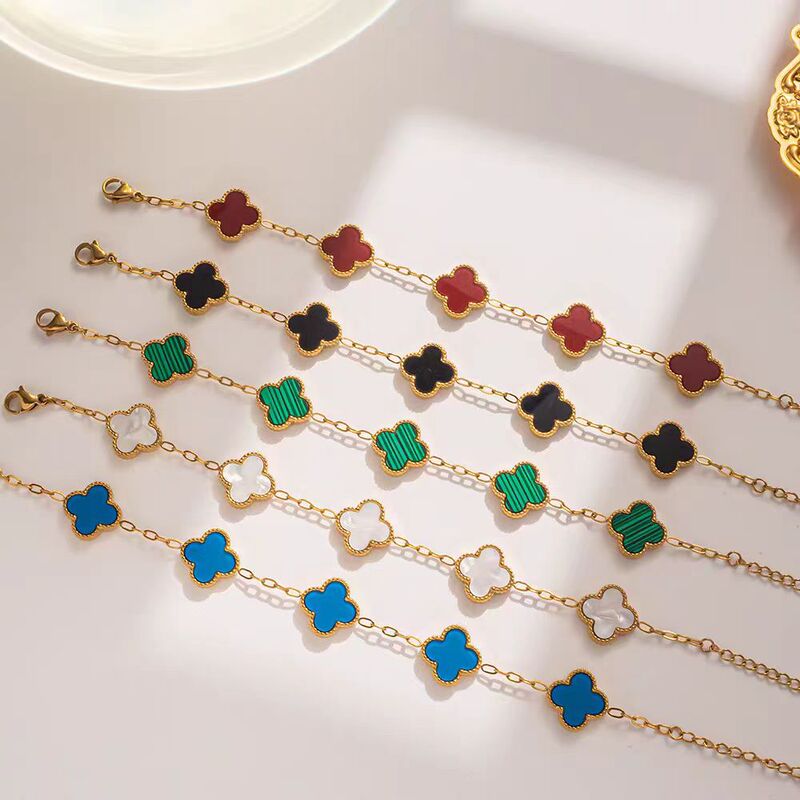 Four-leaf clover cross-border net red explosions plated 18k gold double-sided OL fritillary mother lucky four-leaf clover bracelet a generation of hair Four-leaf clover cross-border net red explosions plated 18k gold double-sided OL fritillary mother lucky four-leaf clover bracelet a generation of hair