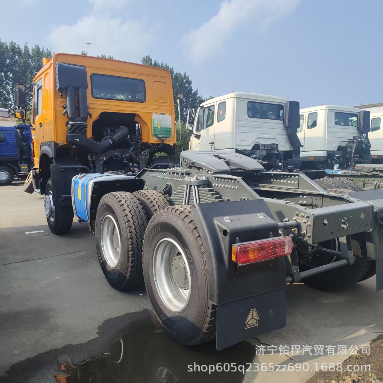 Brand new HOWO NX tractor head 5.6m with large box dump truck and large pump engine, available for immediate delivery, specifically for mining areas