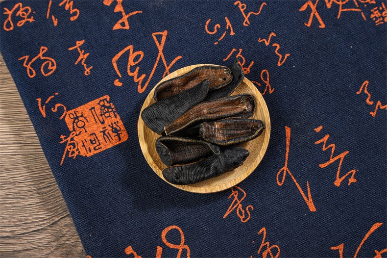 Dried Leech Shui Zhi 水蛭 Whole Dried Aquatic Medicinal Herb Traditional TCM Ingredient 500g quality and texture