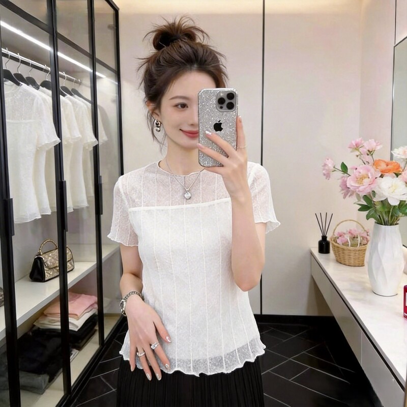 Short-Sleeved T-Shirt for Women 2026 Summer New Style Women's Clothing with Spliced Shiny Silk Base Layer and Slim-Fitting Inner Shirt