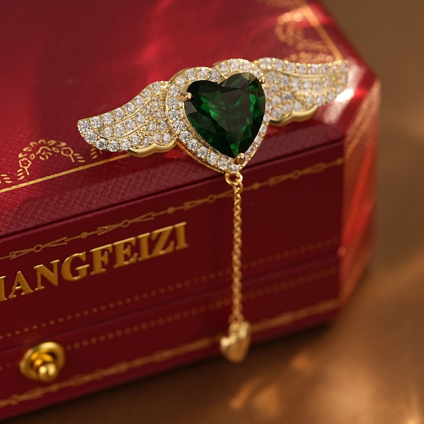 Xiliang concubina fresca verde amor ala temperamento de perla femenina moda estereoscópica abrigos accesorios broches al por mayor