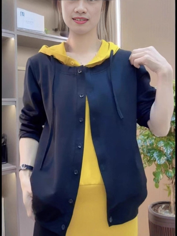 一件代发抖音爆款春秋休闲百搭显瘦连帽卫衣女时尚撞色假两件上衣|undefined