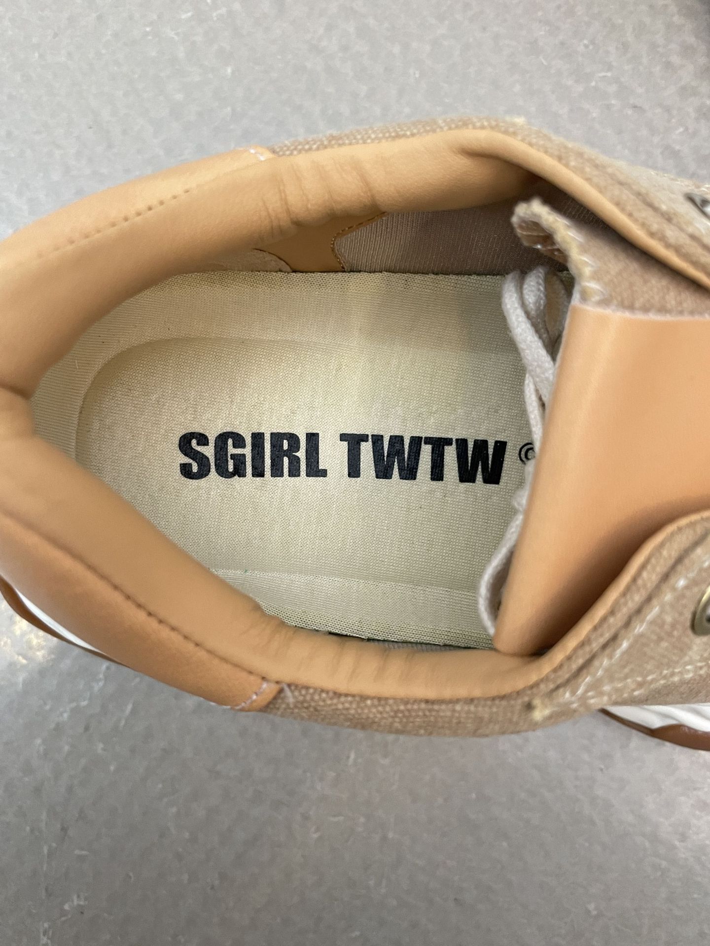 SGIRL TWTW High-End Design Casual For Women 2025 Thick-Soled Forrest Gump Dissolving Sports Versatile Dad Shoes_vogvips.com