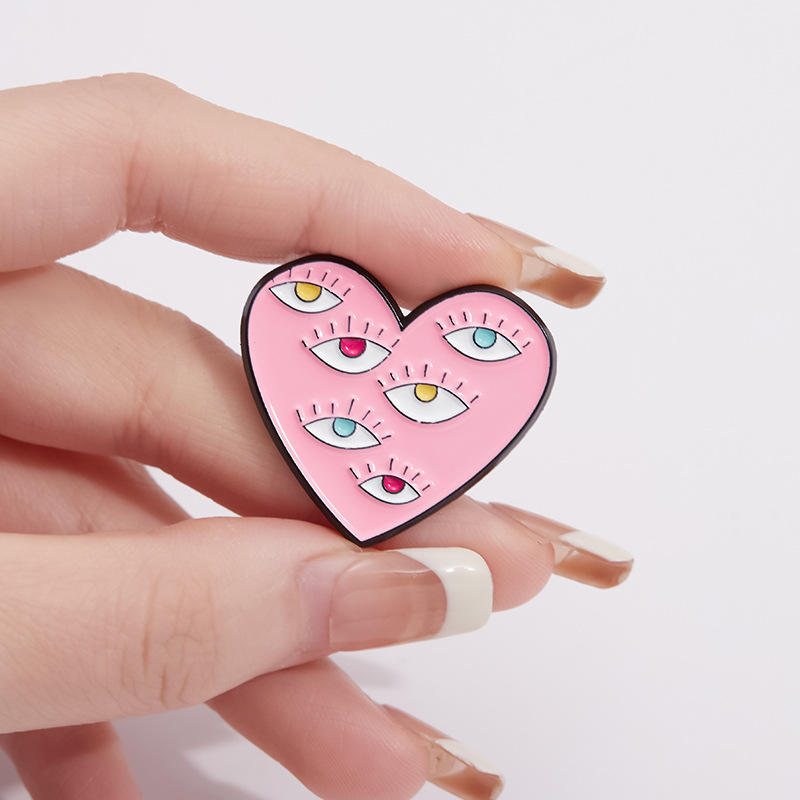 Cartoon Style Pin Heart Shape Eye Skull Alloy Plating Unisex Brooches display picture 2