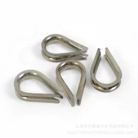 登山扣、钩;其他户外用品;登山/滑雪杖