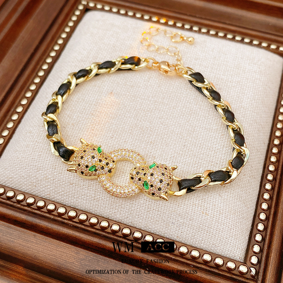 Medieval cuero vintage zircon pulsera leopardo lujo ligero pulsera retro sensación de nicho de diseño sensación de brazalete