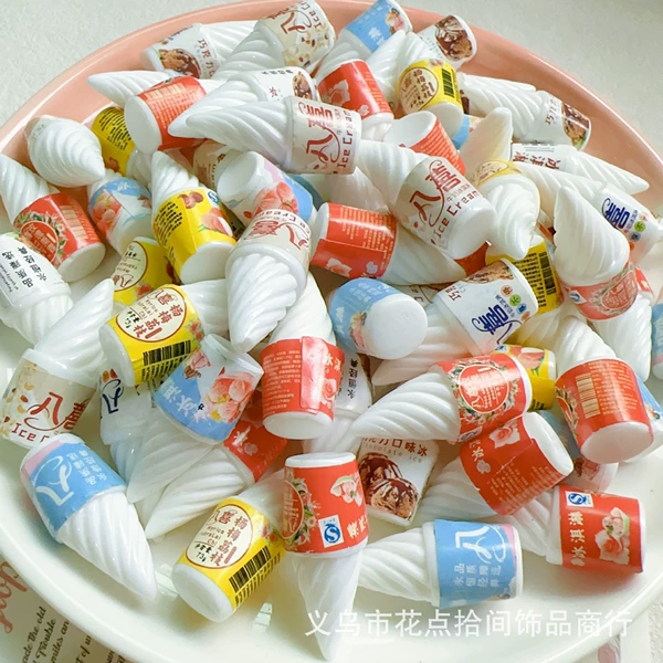 Ice cream [mixed styles randomly distributed]