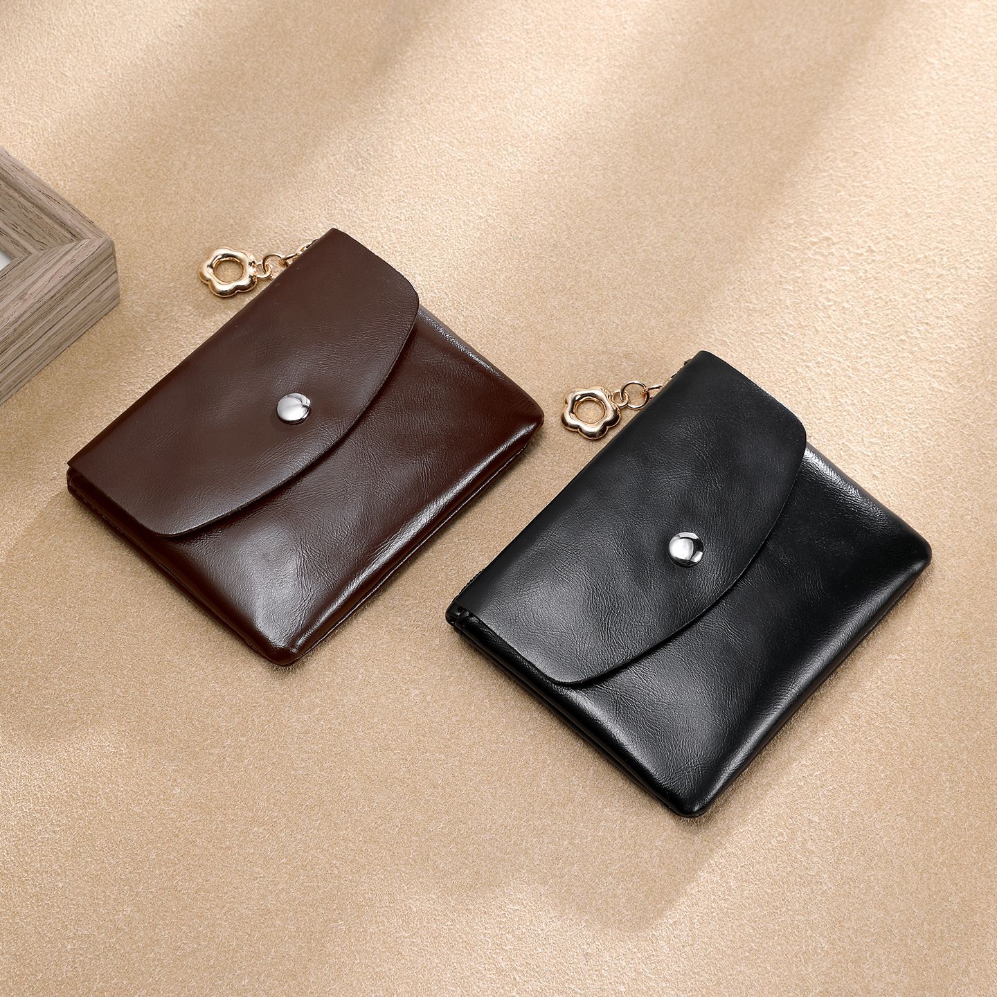 Mini bolso de cambio 2 - en - 1 bolso de tarjetas para hombres y mujeres, bolso corto de gran capacidad, bolso de doble capa de monedas de piel suave simple