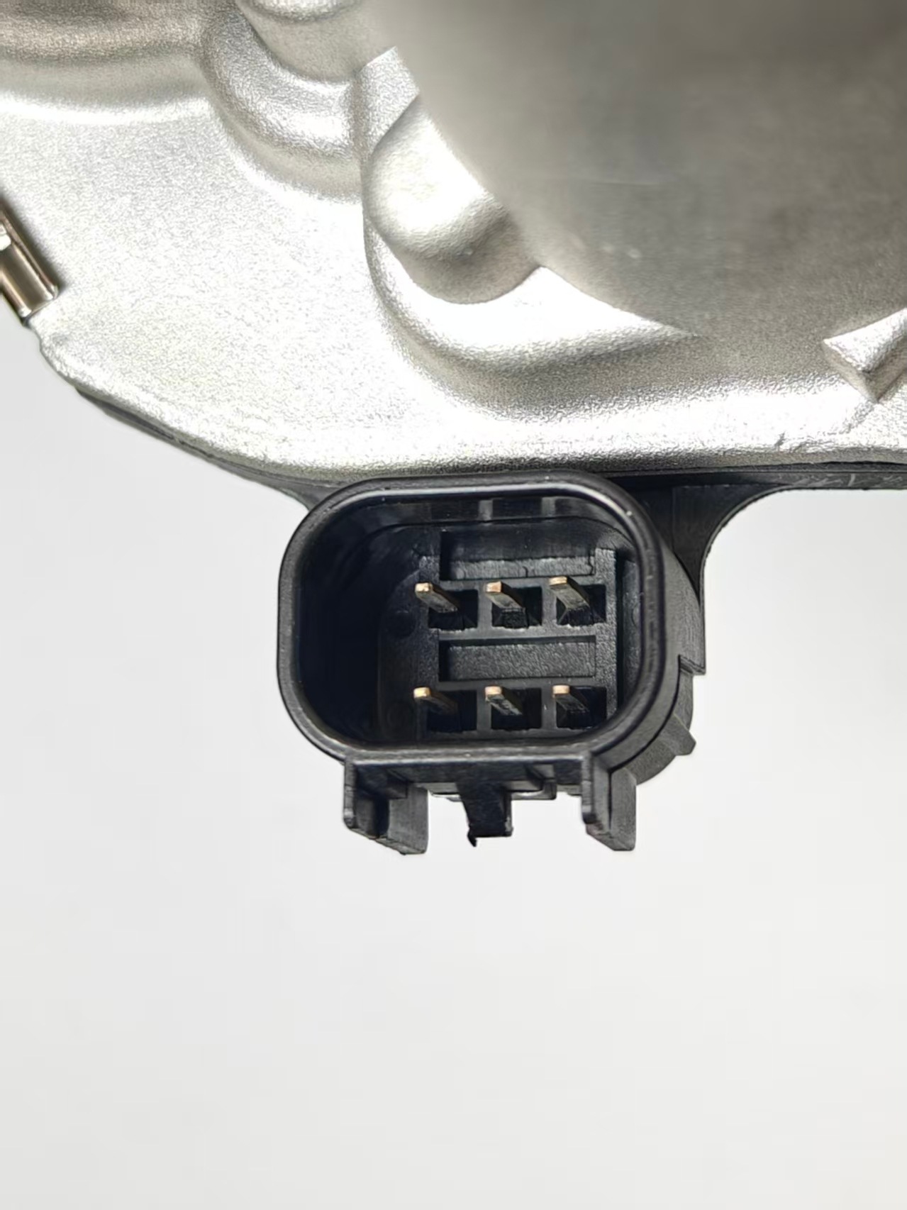 Suitable for Chevrolet Throttle Body 96476990 94703005 0280750508 0280750464