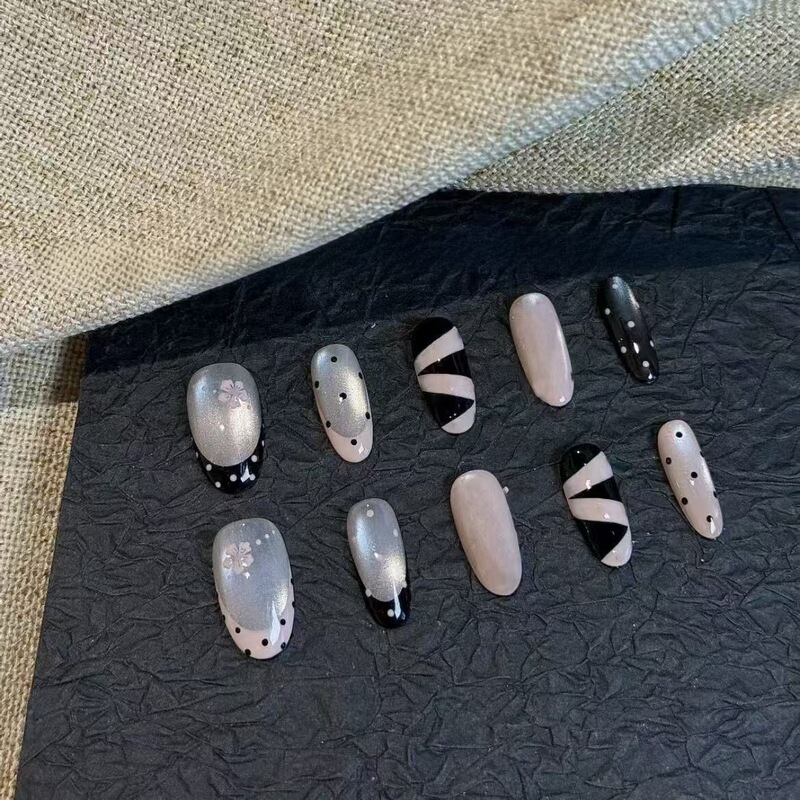 Sparkling Cat Eye Wearable Nails Leopard Print French Polka Dot Star High-End Niche Design Beauty Fake Nail Stickers Cross-Border Wholesale Sparkling Cat Eye Wearable Nails Leopard Print French Polka Dot Star High-End Niche Design Beauty Fake Nail Stickers Cross-Border Wholesale