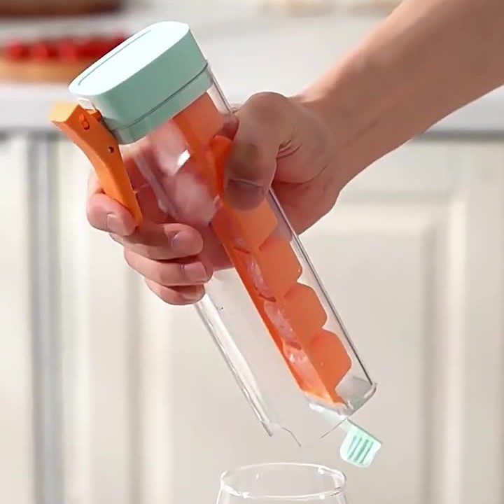 创意单手冰块模具家用制冰神器冻冰块盒6格按压冰格冰箱储冰盒