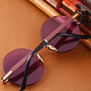 ��ˮ��ʯ�^�R�|������Ȼ�A��̫��RŮʿ�r�Ѓ���ī�R����B��Ů-t