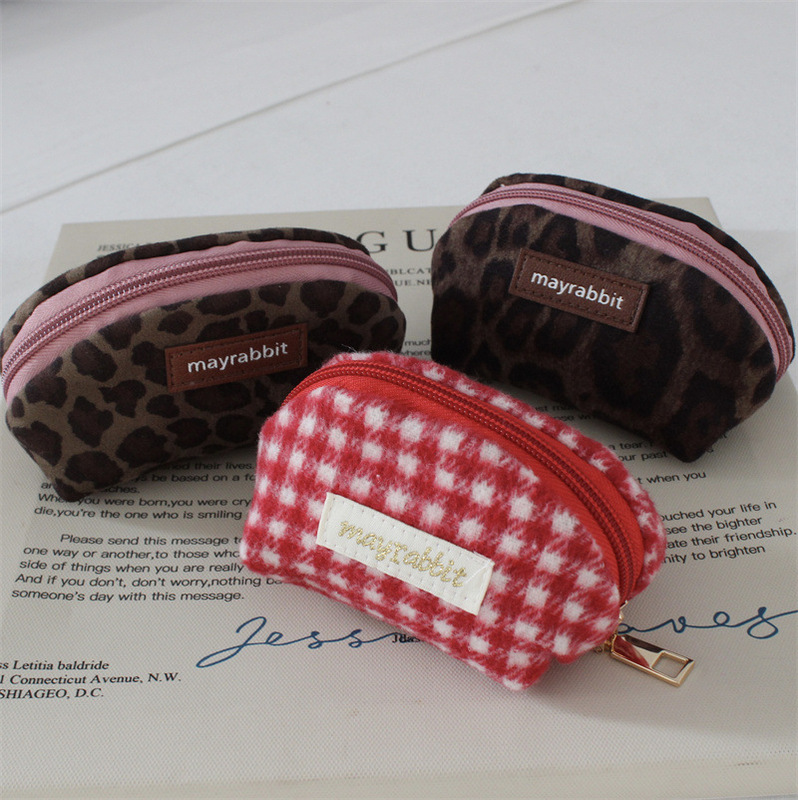 2025 New Portable Coin Purse Retro Suede Leopard Print Shell Lipstick Cosmetic Bag Mini Carry-On Storage Bag